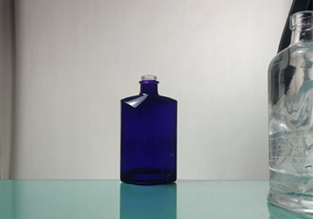 Vous avez une question de RSG Bouteille en verre? Entrez en contact!