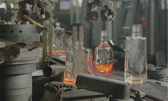 Les bouteilles en verre de 700ml sont-elles plus chères que les bouteilles de 750ml?