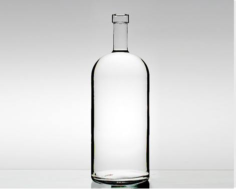 Bouteille de vodka de forme unique,