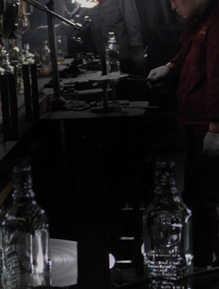 UNE GRANDE SÉLECTION DE BOUTEILLES EN VERRE