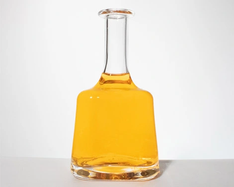 Long cou Mode Bouteilles en verre de luxe pour emballage de liqueur